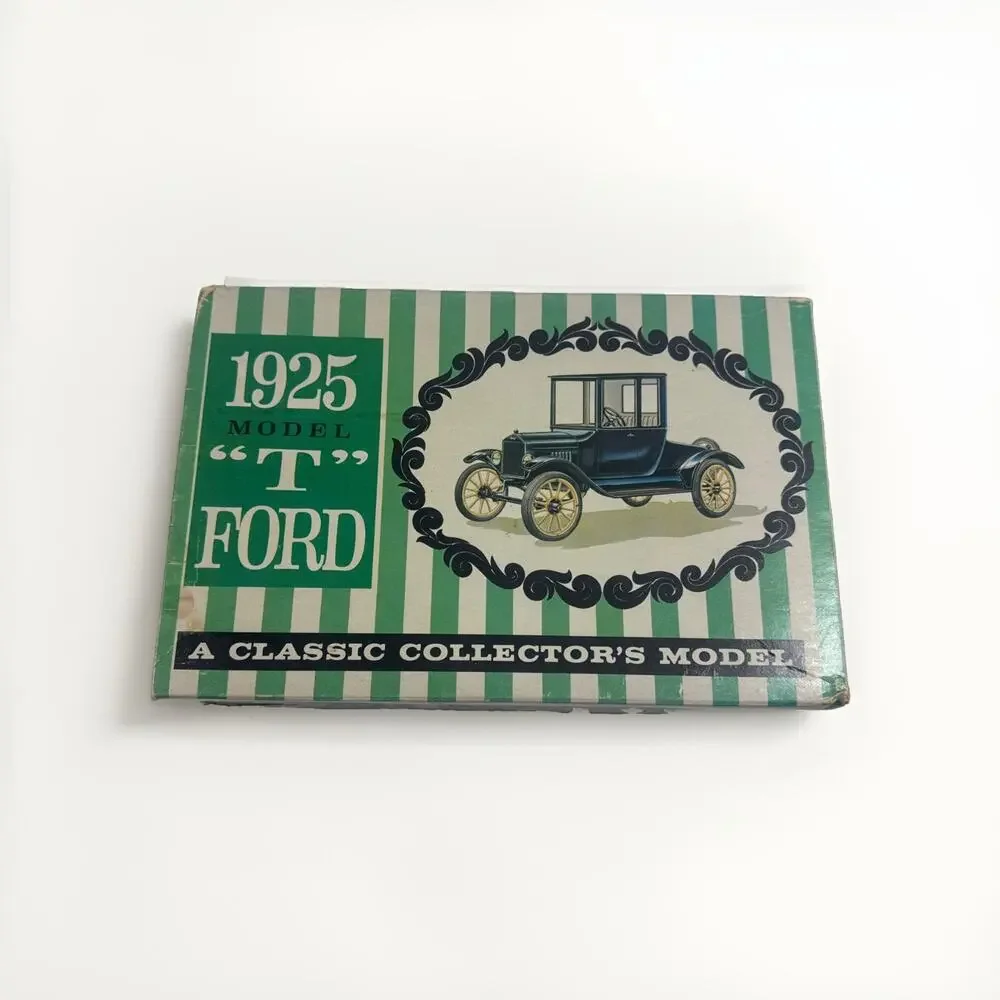 Vintage AMT 1925 Ford Model T 3n1 1/25 Model Kit Original Issue Unbuilt Open Box